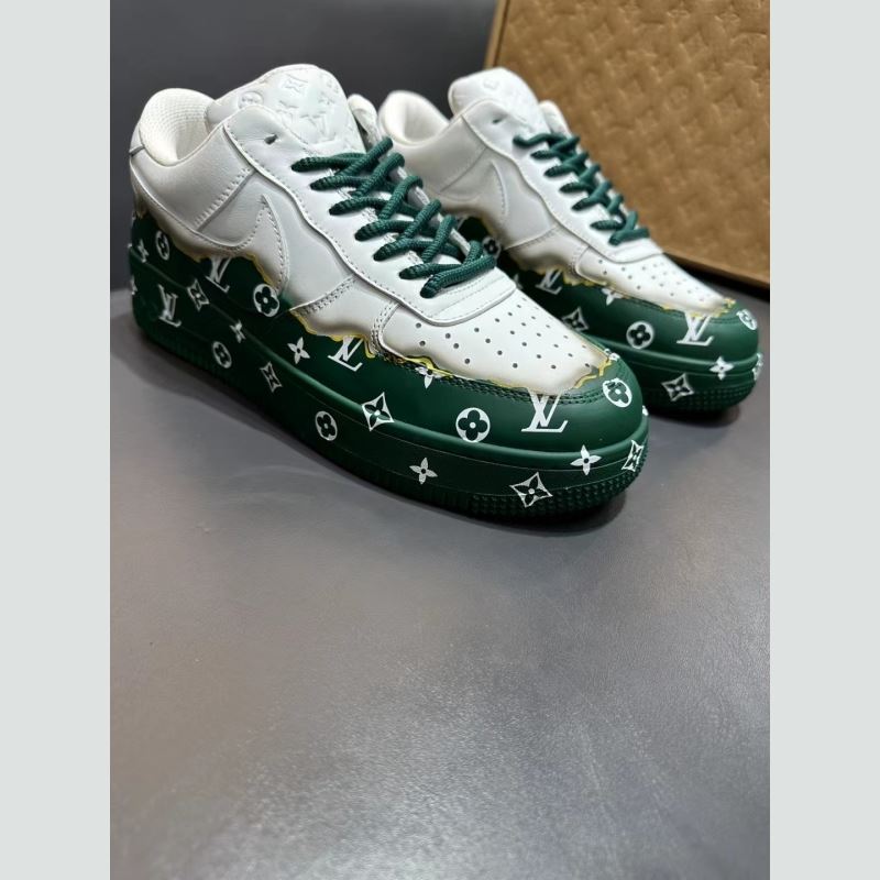 l**is V*t*n sneakers